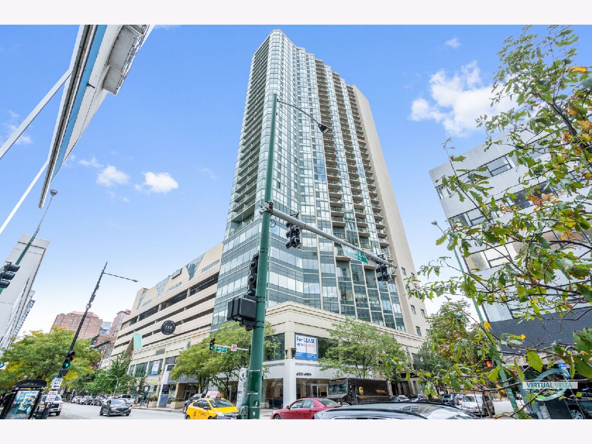 Condominiums Sold Gold Coast Galleria Chicago Illinois, 111 Maple