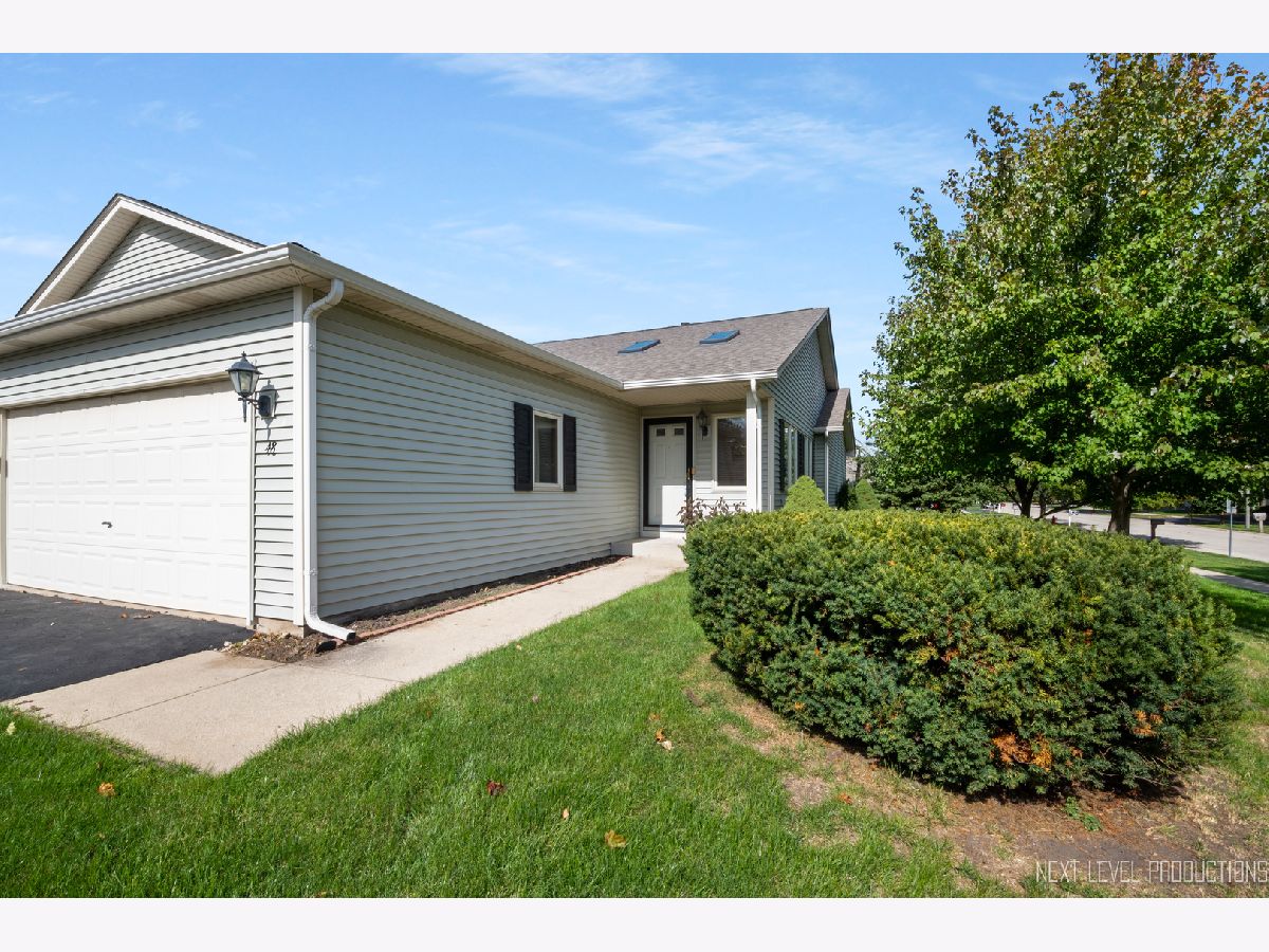 Condos & Townhomes Sold Silver Trail North Aurora Illinois, 48 Juniper