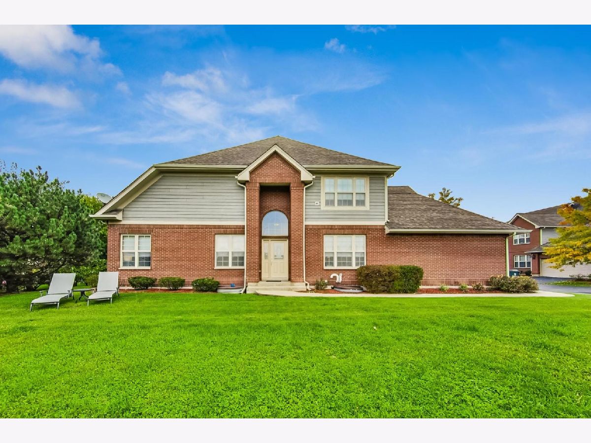 Townhomes Rented Timbers Glen Glenview Illinois, 4427 Lainie