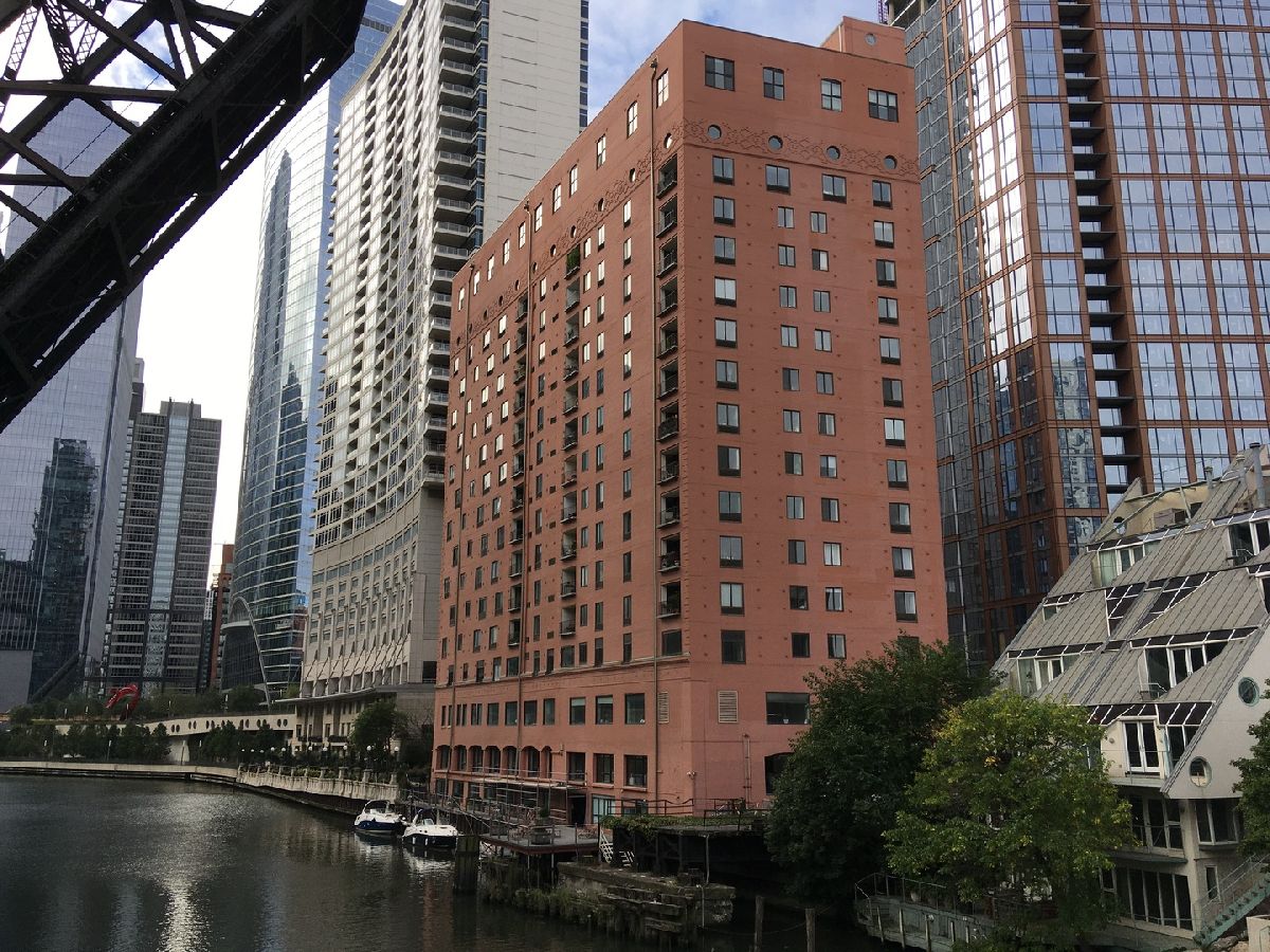 Condominiums Sold Fulton House Chicago Illinois, 345 Canal