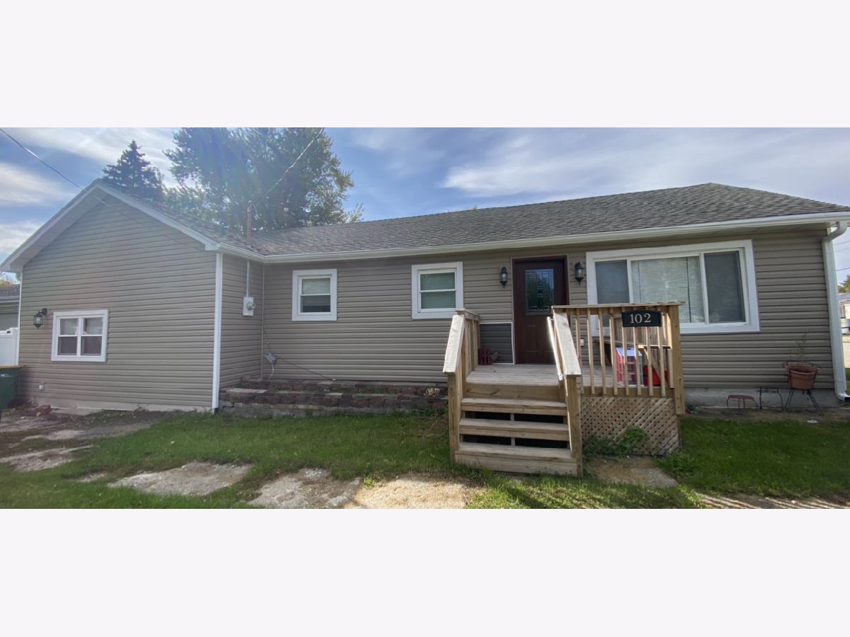  Rented Malta Illinois, 102 4th