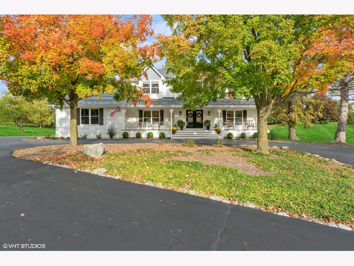 Homes Sold Farm Trails Lake Barrington Illinois, 25235 Cayuga