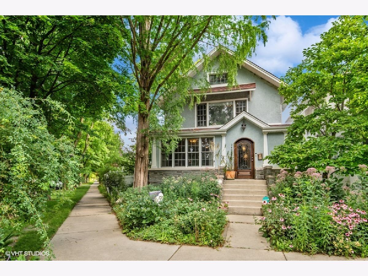 Condos & Townhomes & Homes Sold Ravenswood Gardens Chicago Illinois, 2636 Windsor