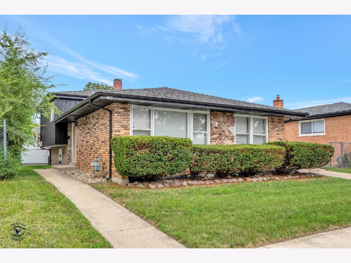 Homes Sold Meadowlane Dolton Illinois, 1342 151st