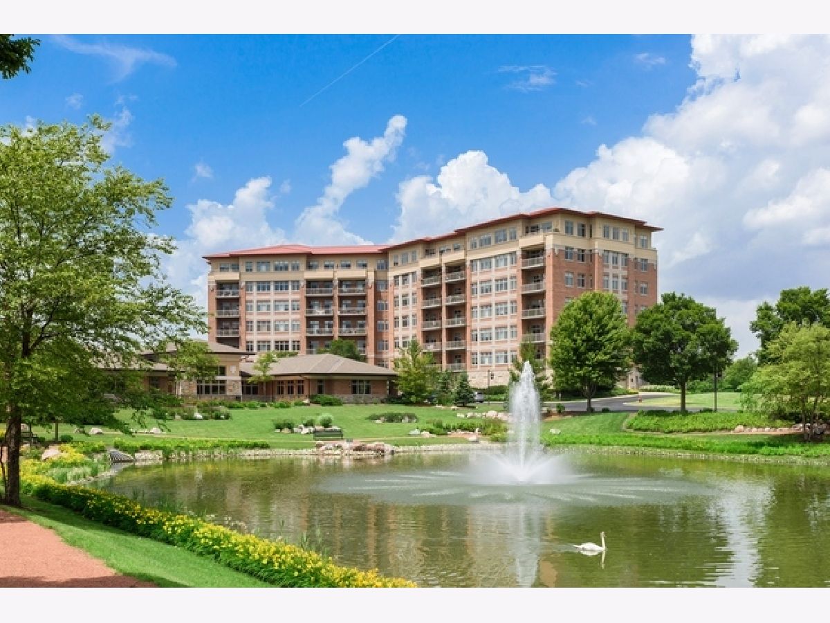 Condominiums Sold Prairie Park At Wheeling Wheeling Illinois, 100 Prairie Park
