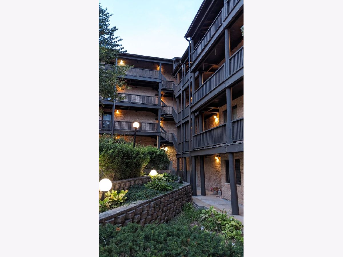 Condominiums Sold Harbour Club Wauconda Illinois, 440 Main
