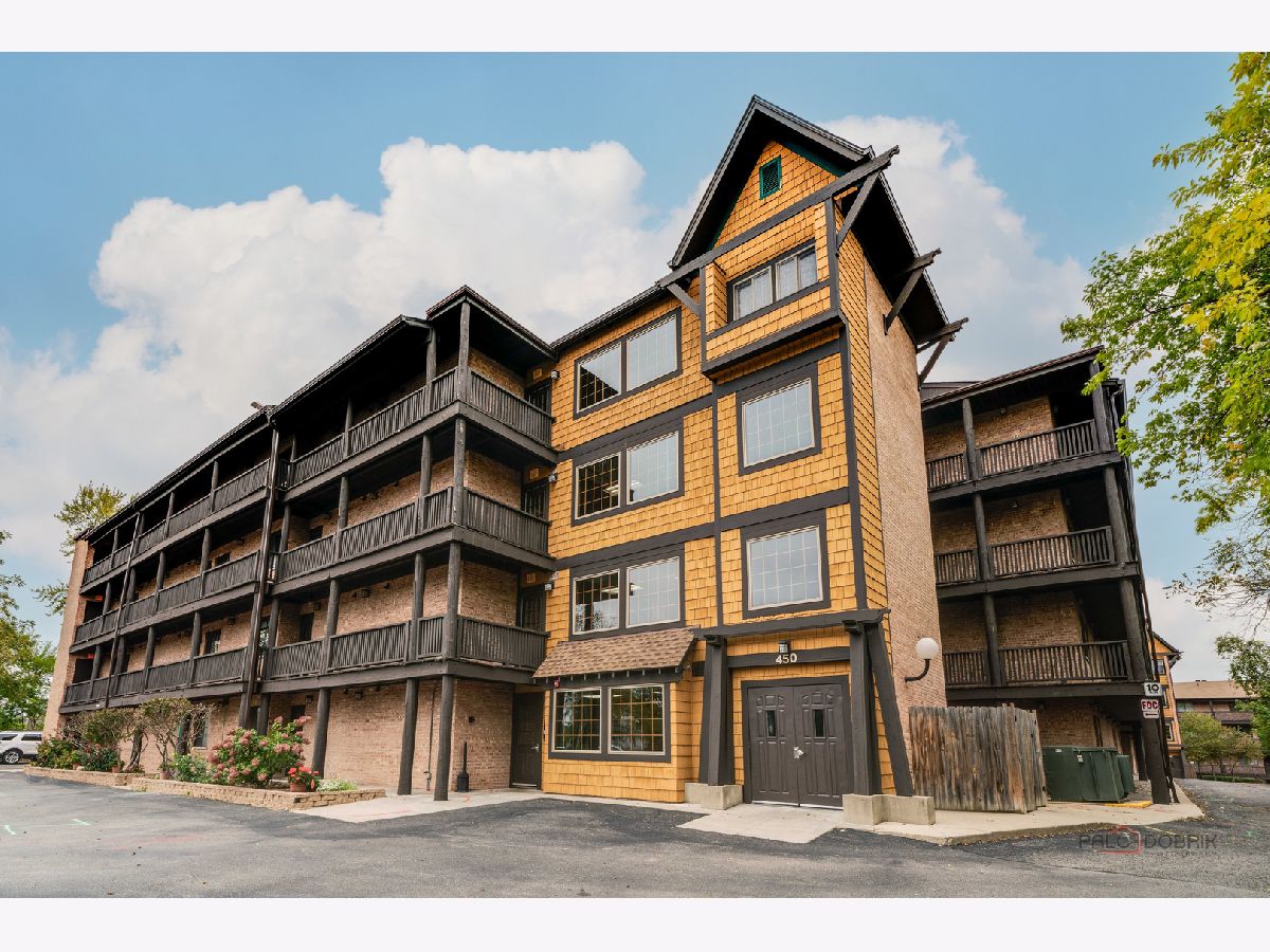 Condominiums Sold Harbour Club Wauconda Illinois, 450 Main