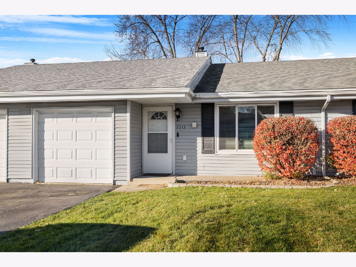  Sold Crest Hill Illinois, 2313 Buttercup