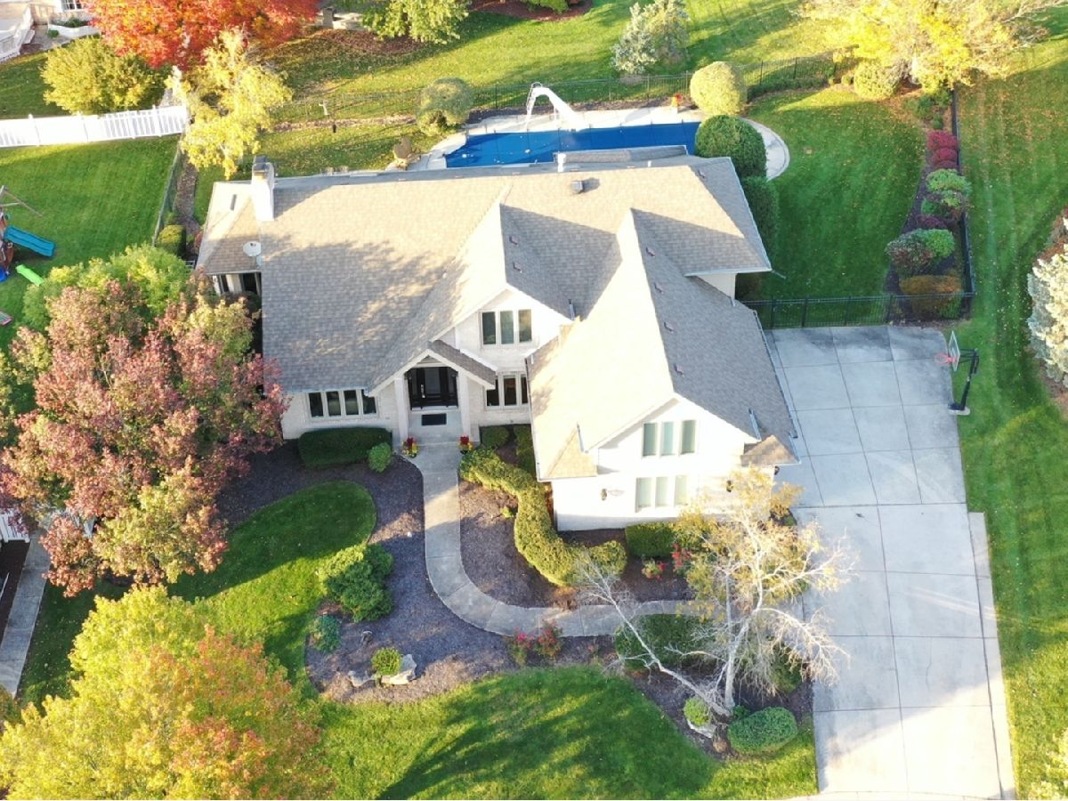Homes Sold Somerglen Orland Park Illinois, 10816 Royal Glen