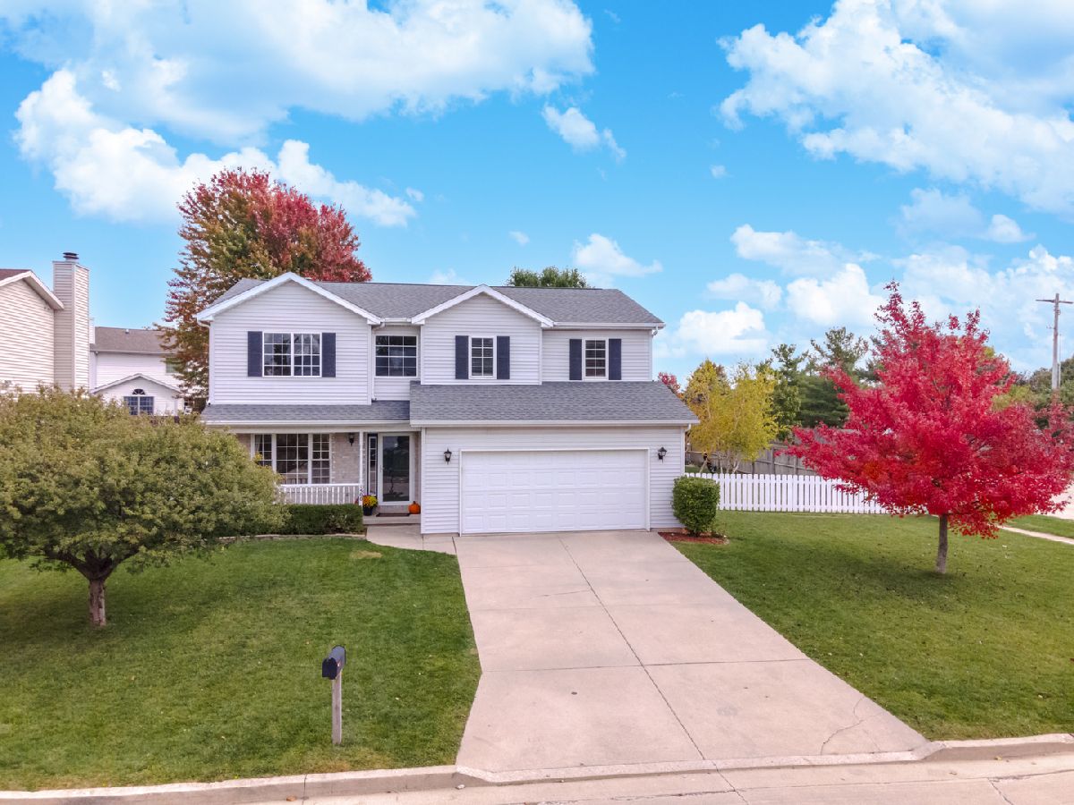 Homes & Condos & Townhomes Sold Tramore Normal Illinois, 1500 Dublin