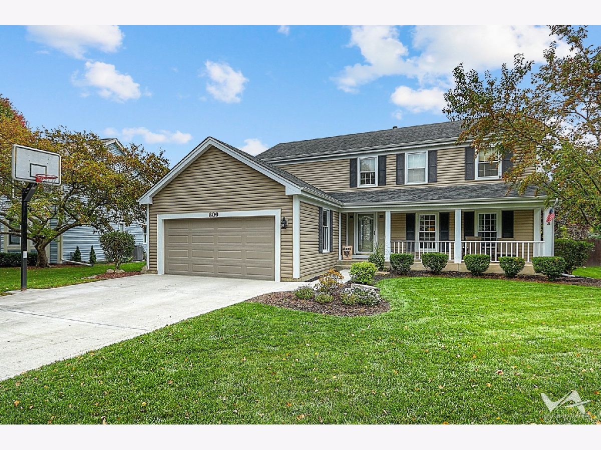 Homes Sold Charlemagne St Charles Illinois, 809 Arrowhead