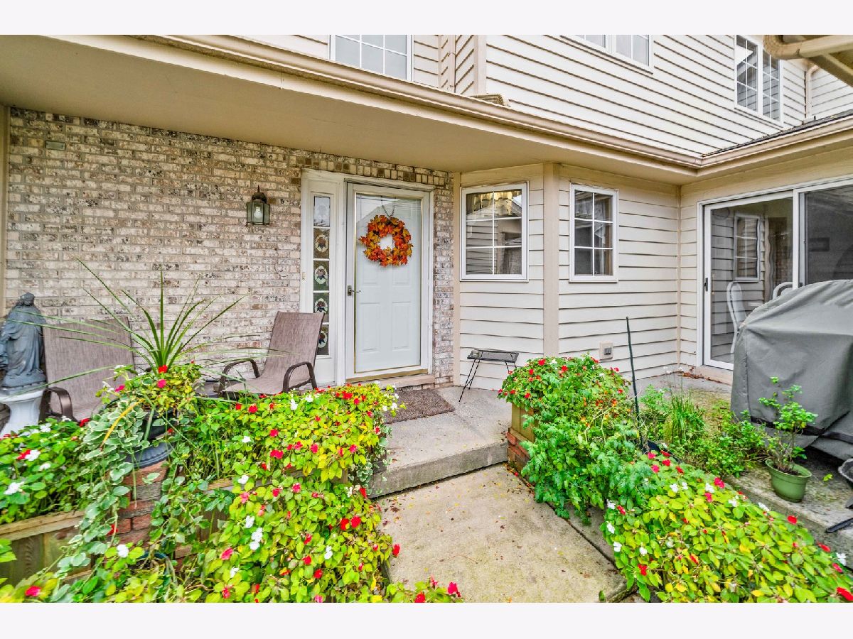 Townhomes Sold Gidden Greens Dekalb Illinois, 1223 Green