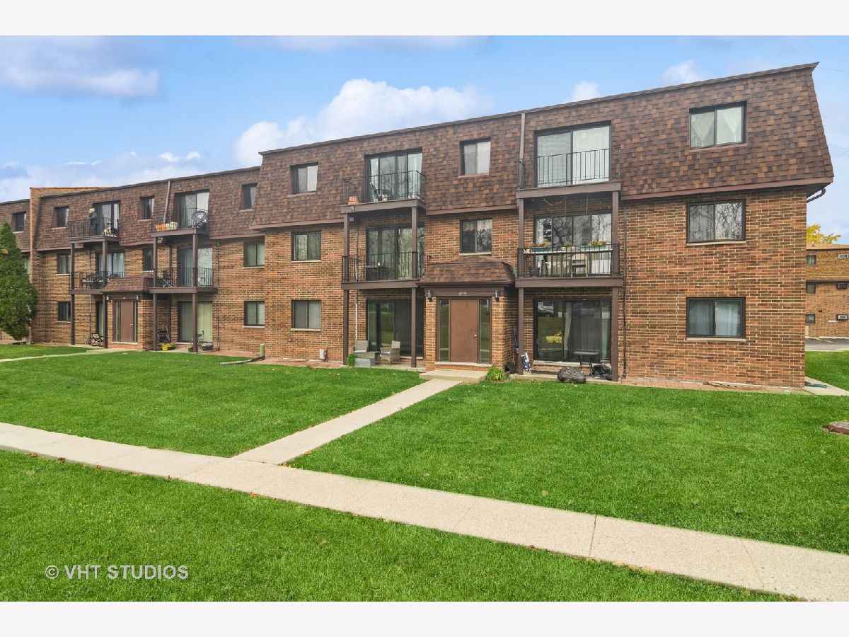 Condominiums Sold Euclid Terrace Wheeling Illinois, 499 Mchenry