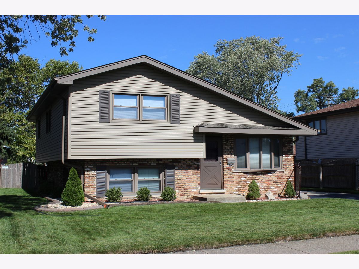 Homes Sold Crestwood Gardens Crestwood Illinois, 5404 137th