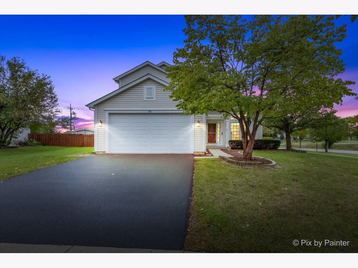 Homes Sold Provence Lake In The Hills Illinois, 700 Parc