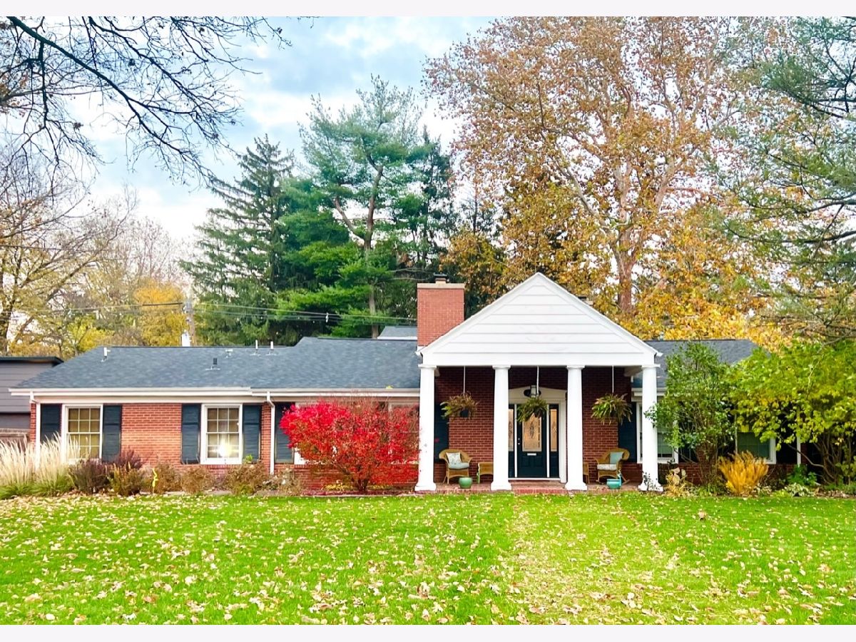 Homes & Condos & Townhomes Sold University Downs Urbana Illinois, 2108 Race