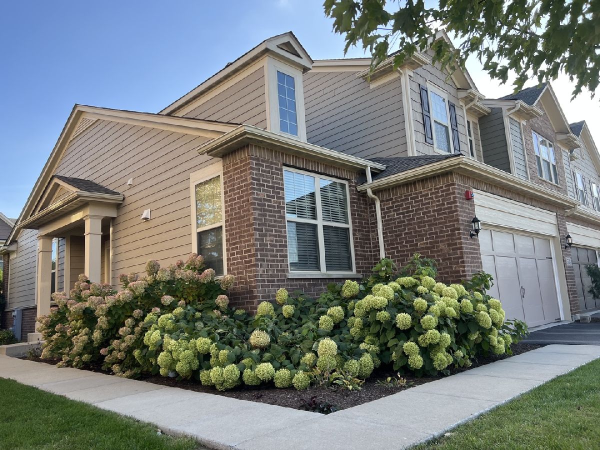 Condos & Townhomes Rented Camberley Club Lincolnshire Illinois, 518 Bramley