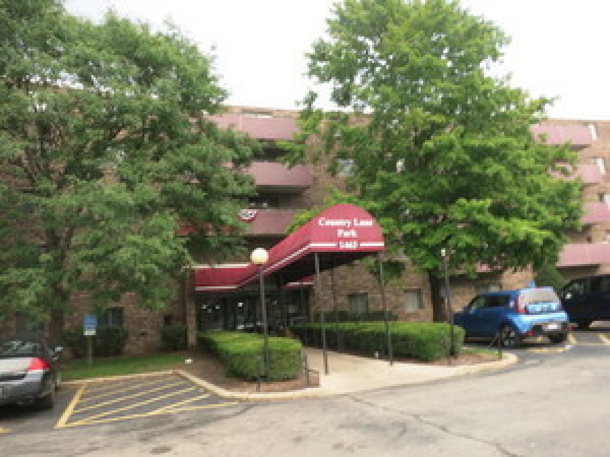 Condominiums Sold Country Lane Park Schaumburg Illinois, 1463 Mercury