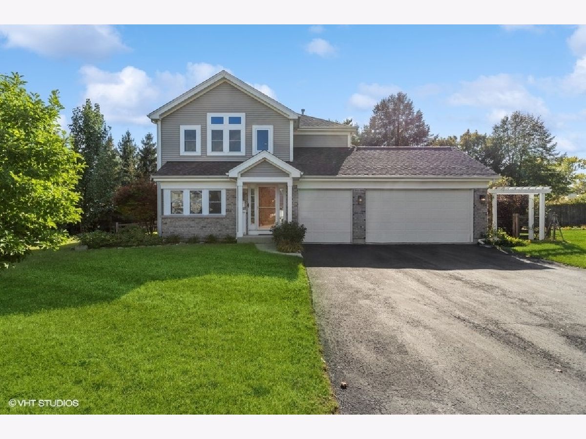 Homes Sold Pine Hill Lake Antioch Illinois, 880 Harvest