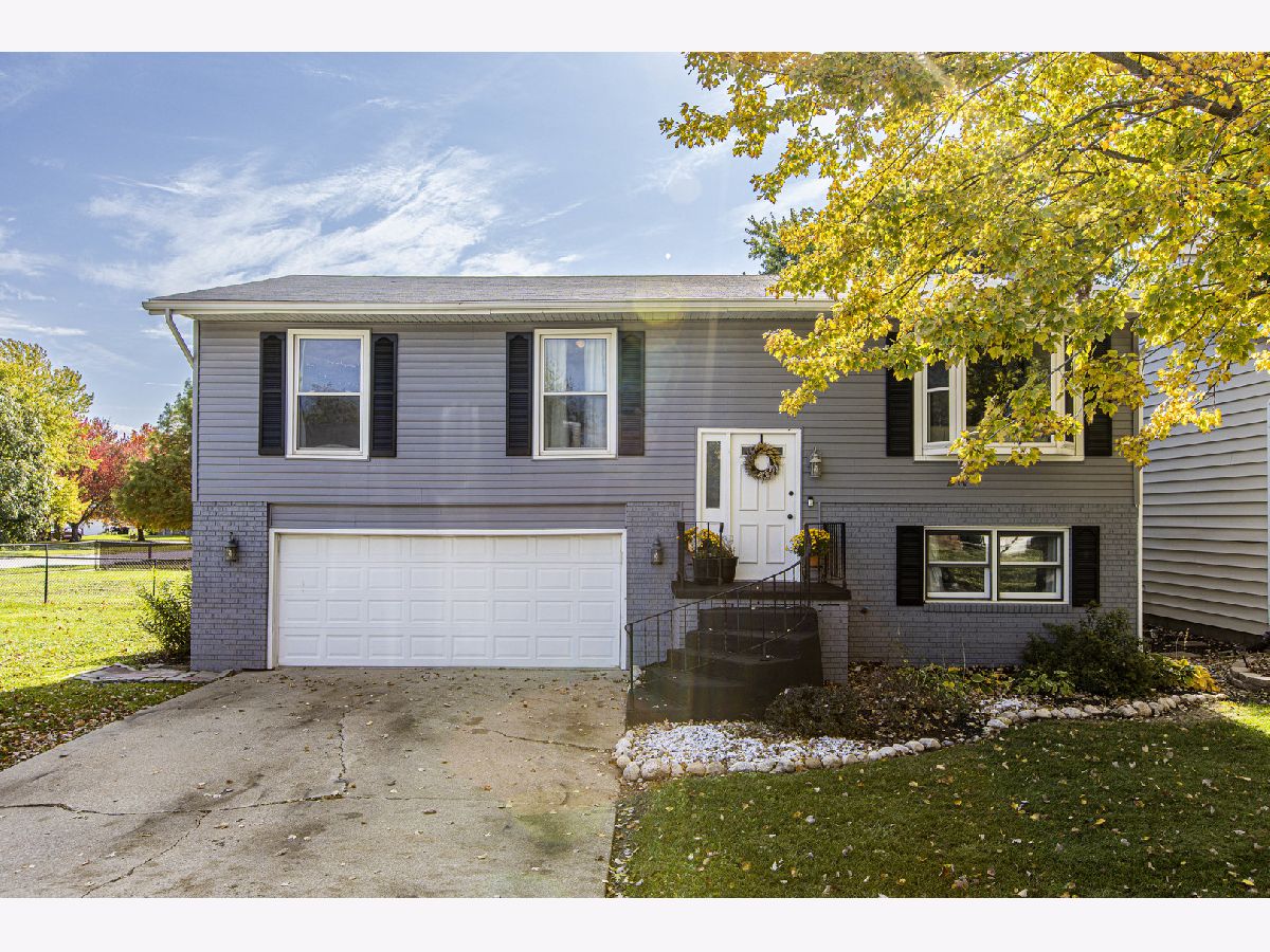 Homes Sold Mission Hills Normal Illinois, 1221 George