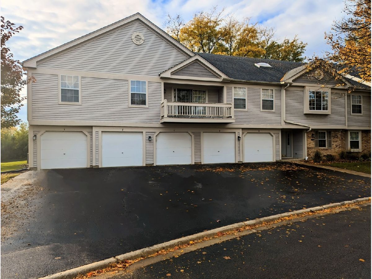Condos & Townhomes Sold Cambridge Chase Mundelein Illinois, 1214 Ballantrae