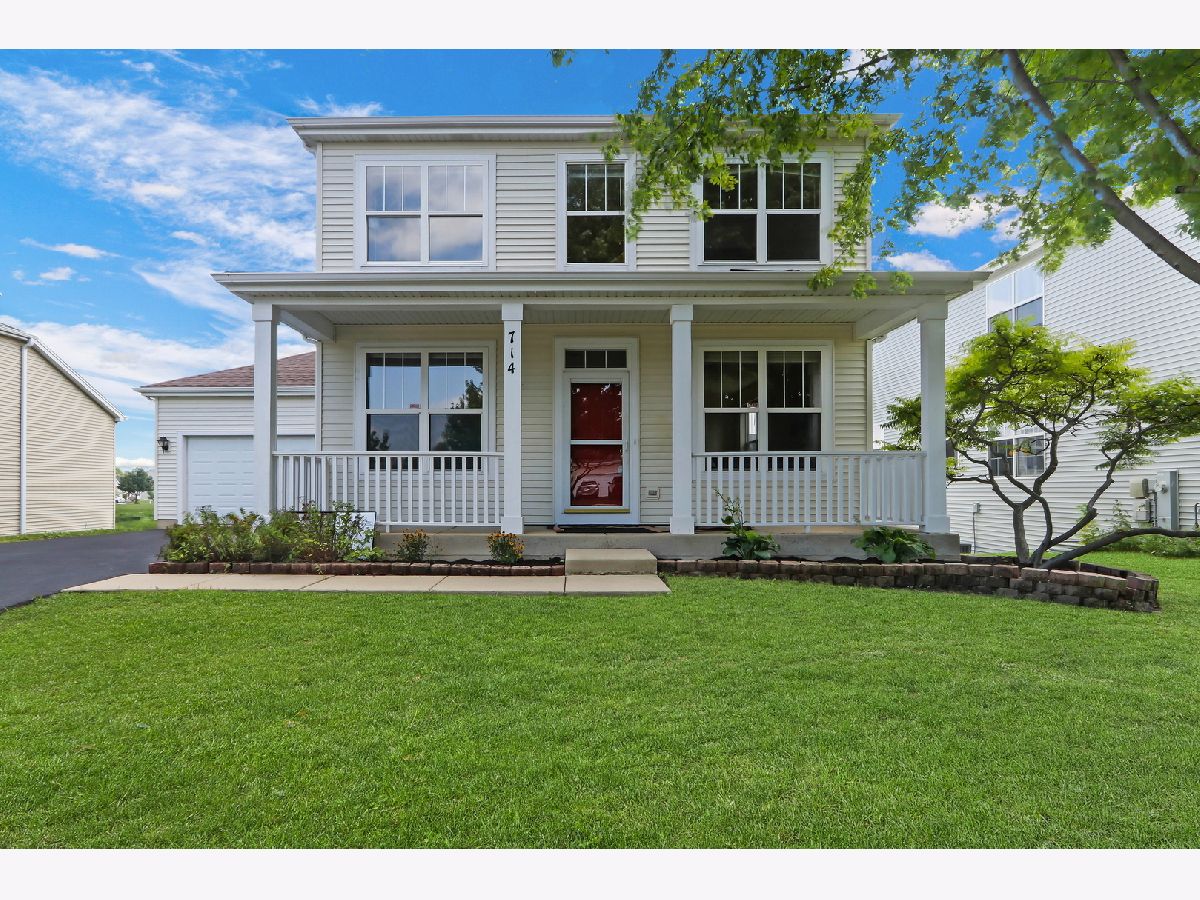 Homes Sold Oakhurst Meadows Aurora Illinois, 714 Periwinkle