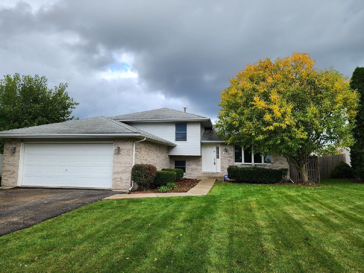 Homes Sold Cumberland Plainfield Illinois, 2110 Mystic