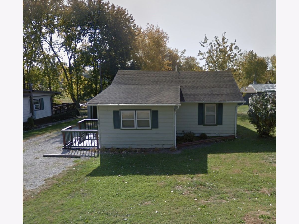  Rented De Land Illinois, 105 6th