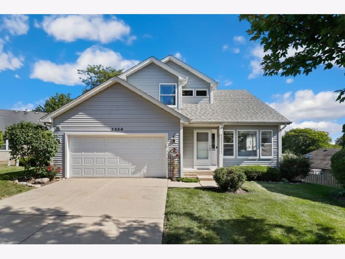Homes & Townhomes & Condos Sold Highland Springs Elgin Illinois, 2320 Horned Owl