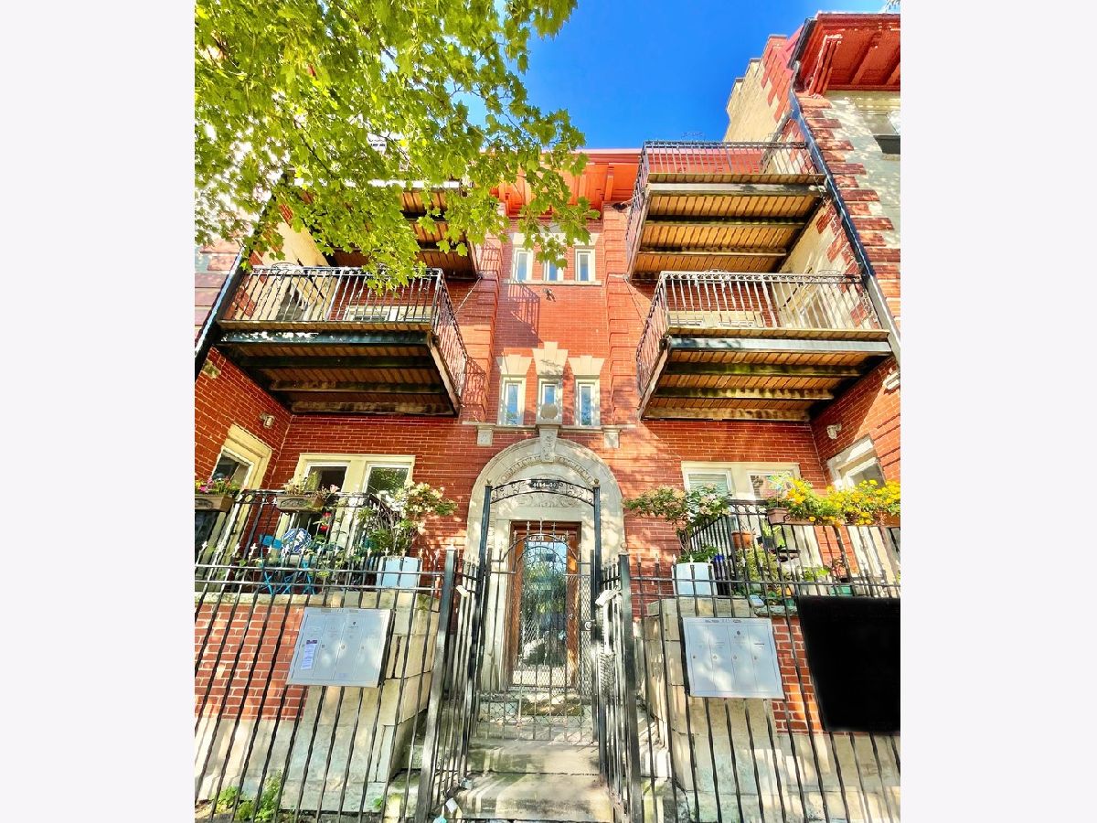 Condos & Townhomes Sold The Verandas On Sheridan Chicago Illinois, 4436 Sheridan