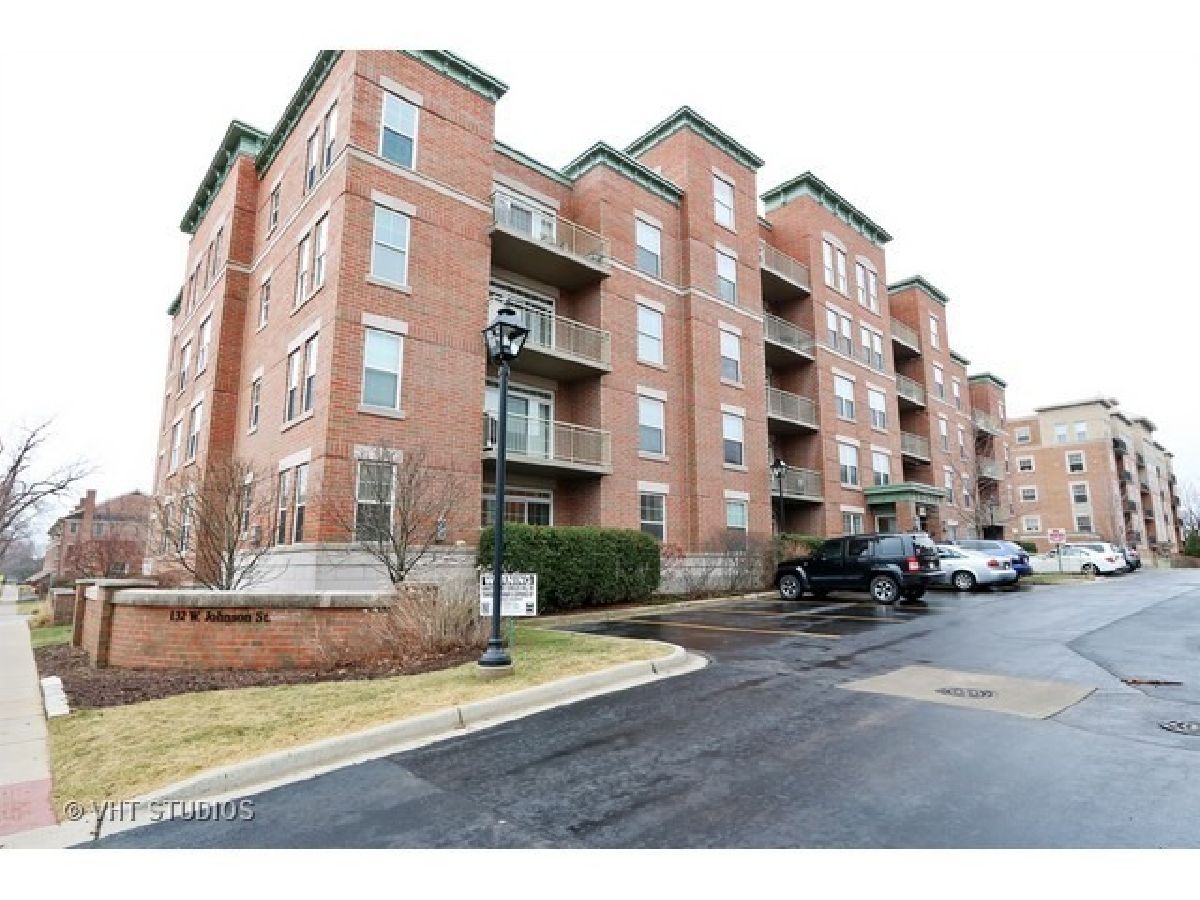 Condominiums Sold Benchmark Palatine Illinois, 132 Johnson