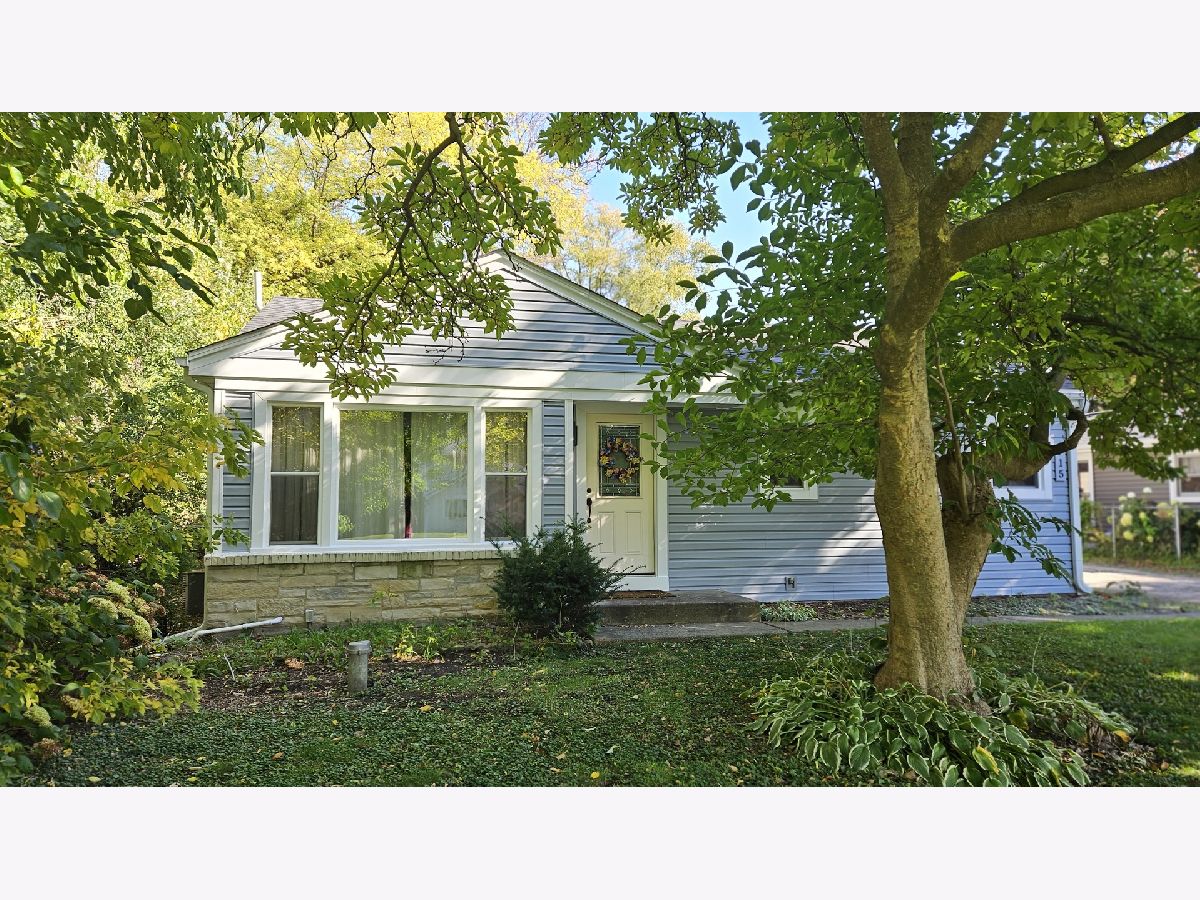 Homes Rented Arlington Crest Palatine Illinois, 715 Warren