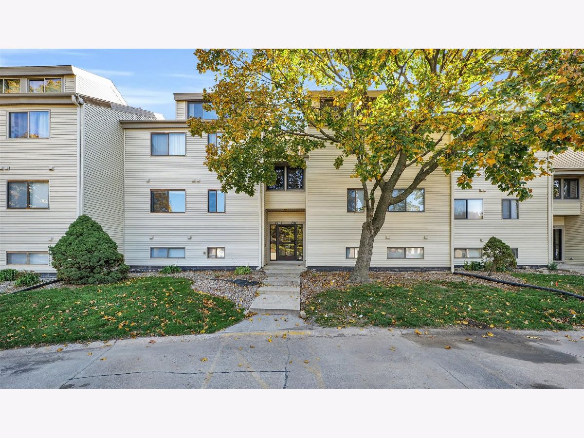 Condominiums & Homes Sold Colony West Champaign Illinois, 1905 Melrose