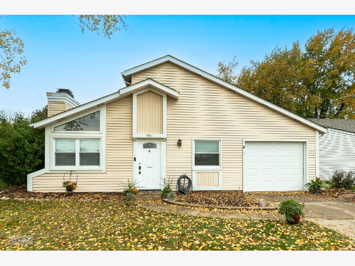 Homes Sold Greenfield Village Aurora Illinois, 960 Greenfield
