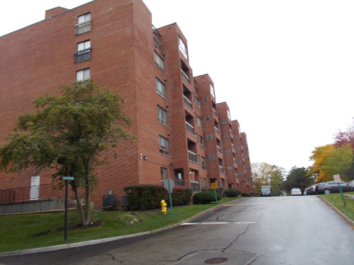 Triumvera Glenview IL, Condos & Townhomes For Sale & For Rent Sadie