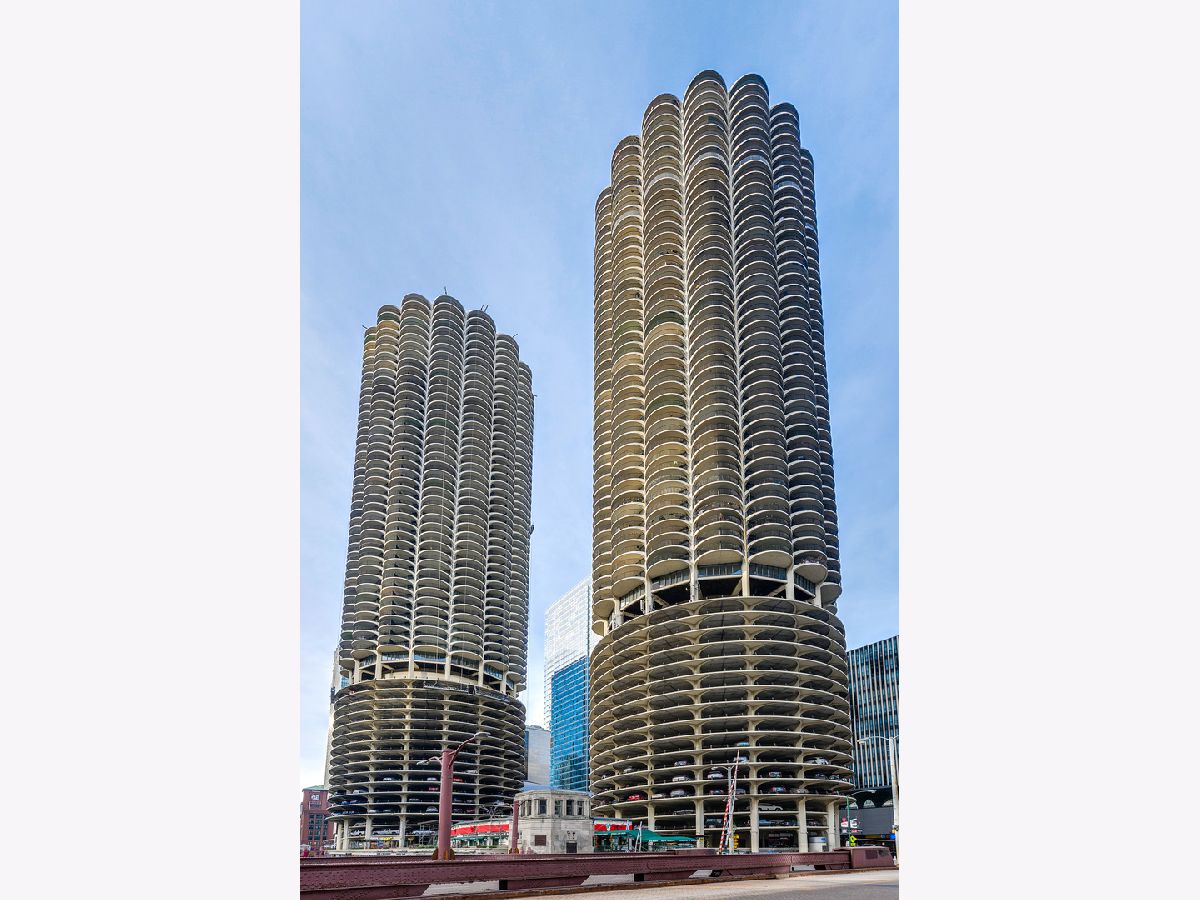 Condominiums Sold Marina Towers Chicago Illinois, 300 State