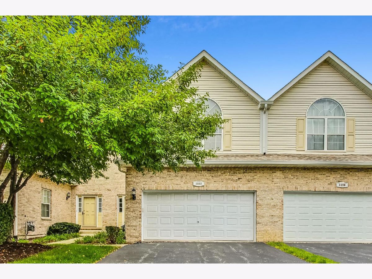 Townhomes Sold Lily Field Bolingbrook Illinois, 1162 Lily Field