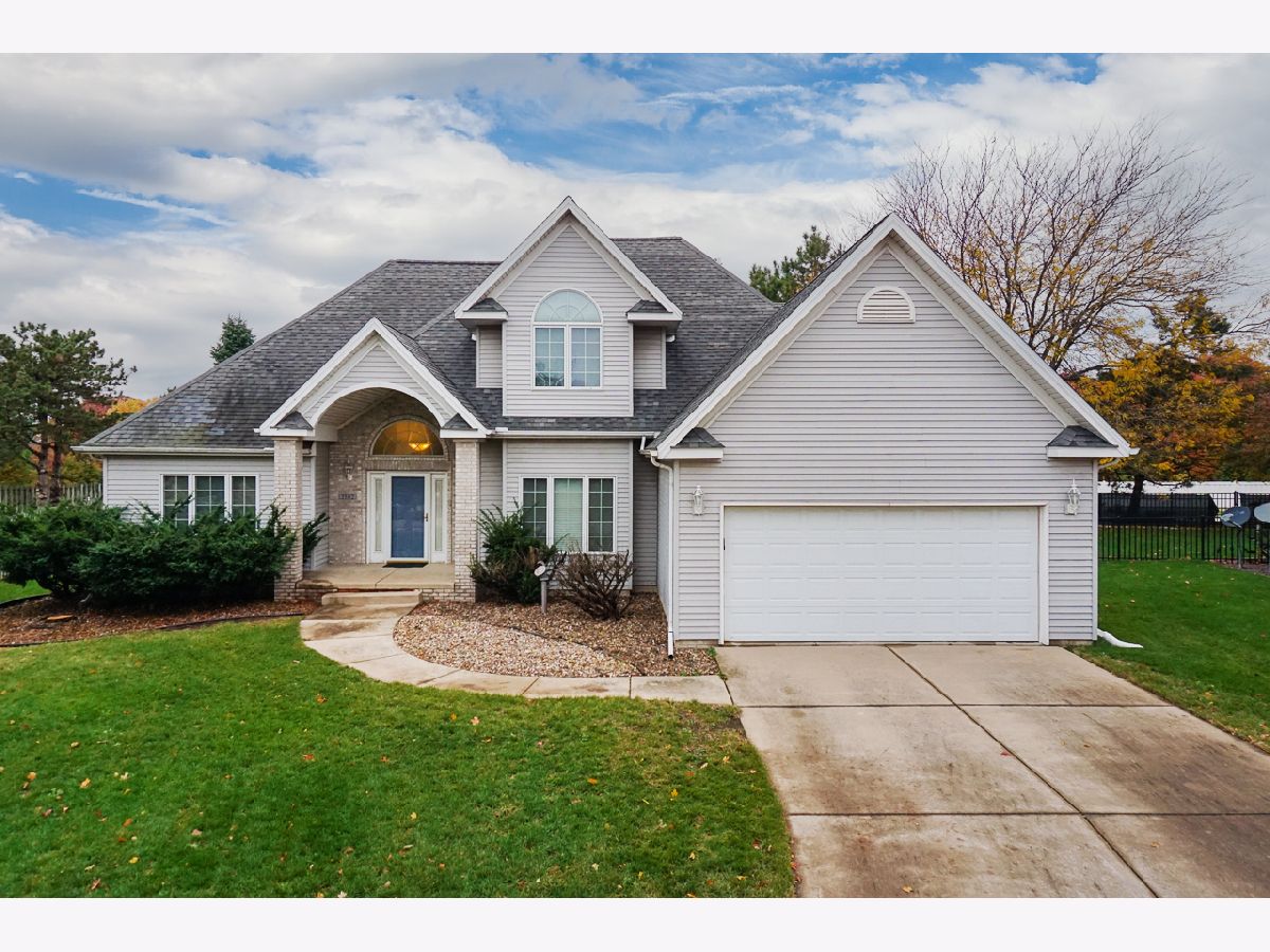 Homes & Condos & Townhomes Sold Windham Bloomington Illinois, 3502 Whisper