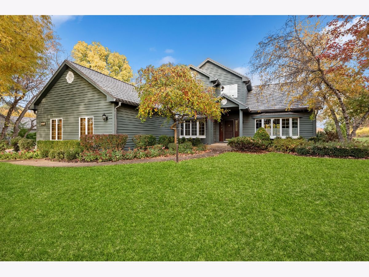 Homes Sold Sundial Farms Spring Grove Illinois, 8745 Country Shire