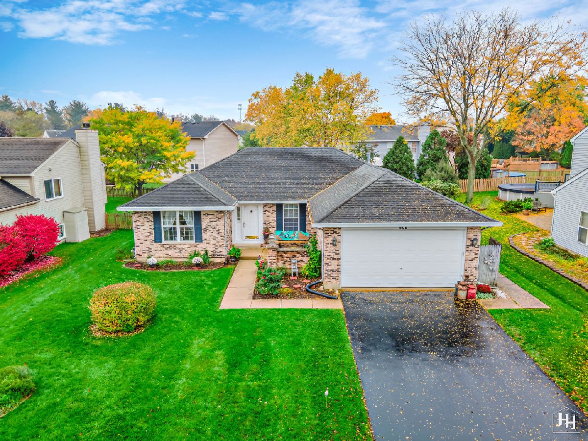 Homes Sold Greenbrier Park Crystal Lake Illinois, 805 Grandview