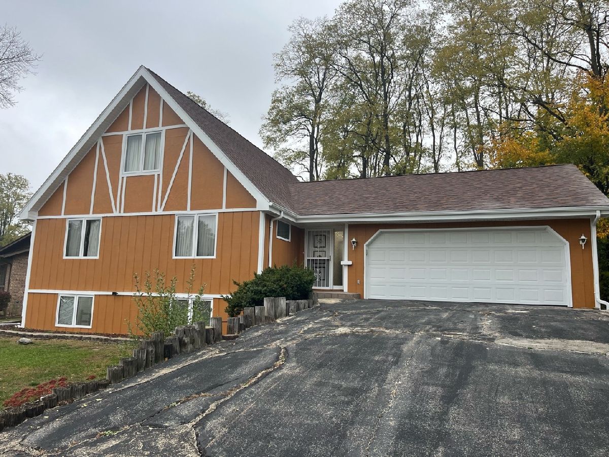 Rented Rockford Illinois, 4014 Thames