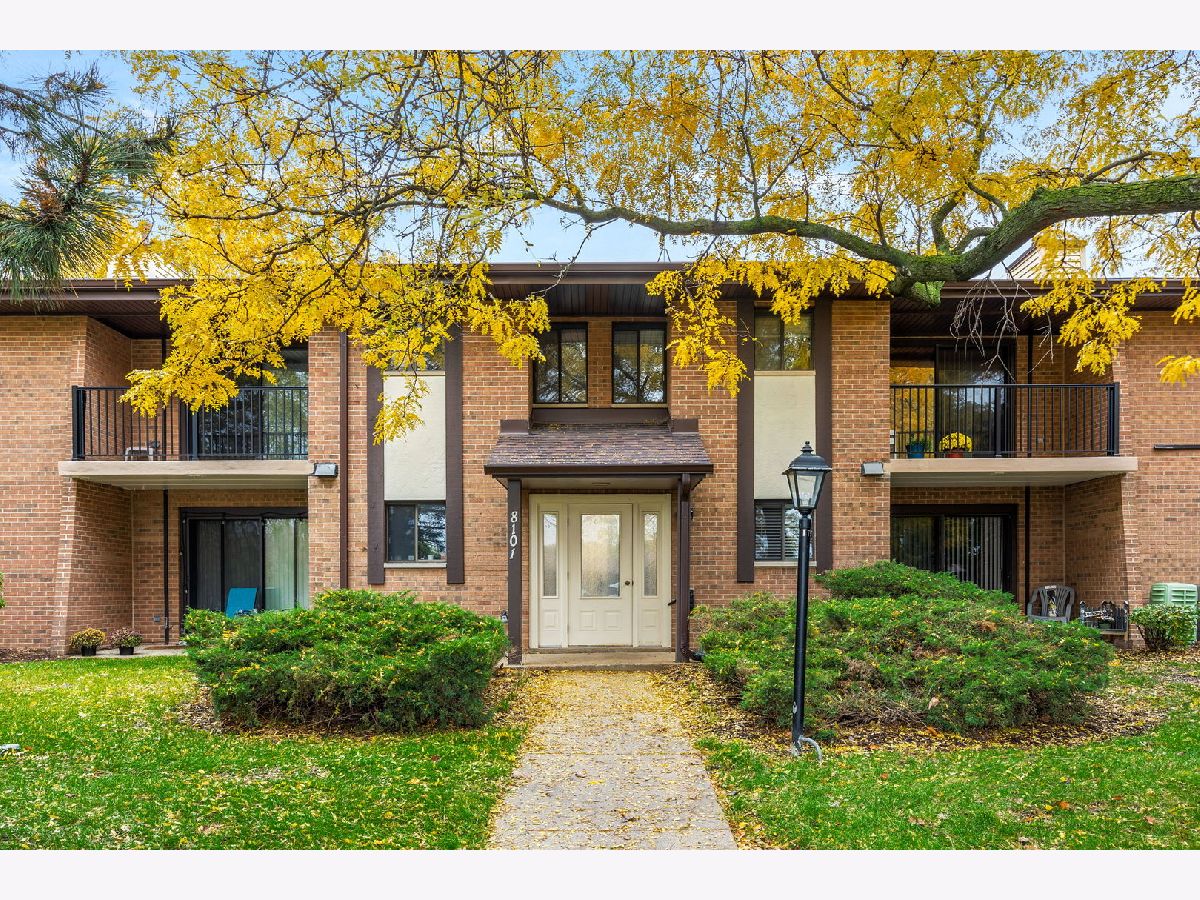 Condominiums Sold Piers Ii Woodridge Illinois, 8101 Piers