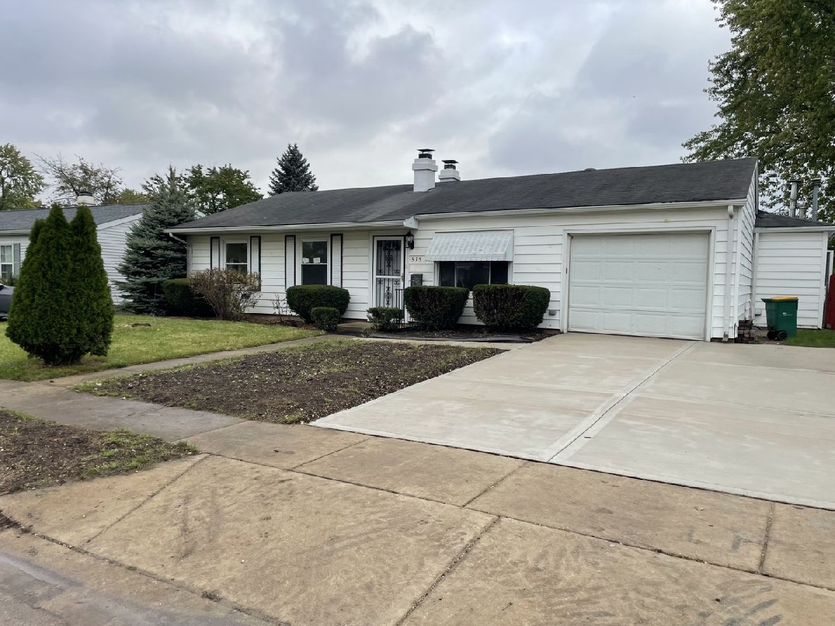 Homes Rented Hampton Park Romeoville Illinois, 515 Camden