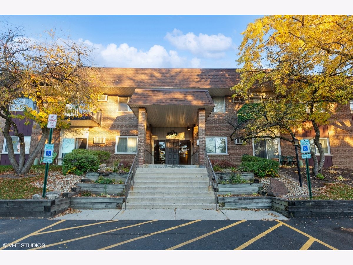 Condominiums Sold River Crossing Woodridge Illinois, 3435 83rd