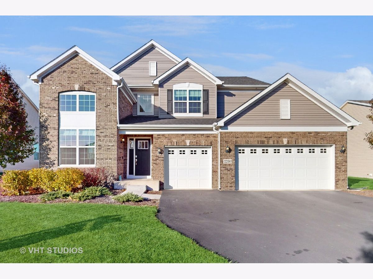 Homes Sold Huntington Chase Montgomery Illinois, 3280 Huntington