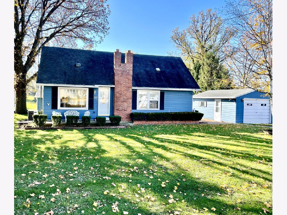  Sold Lostant Illinois, 305 Grant