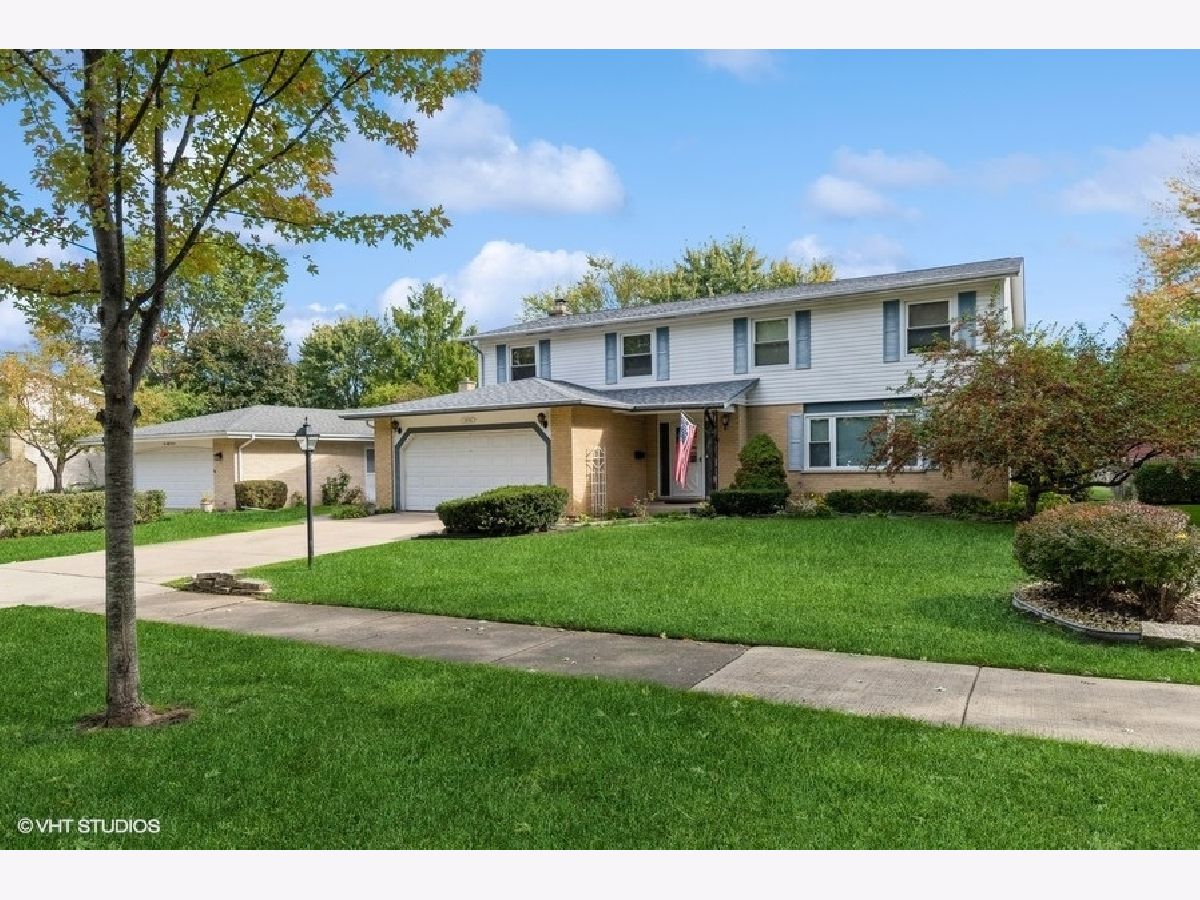 Homes Sold English Valley Palatine Illinois, 1051 King Charles