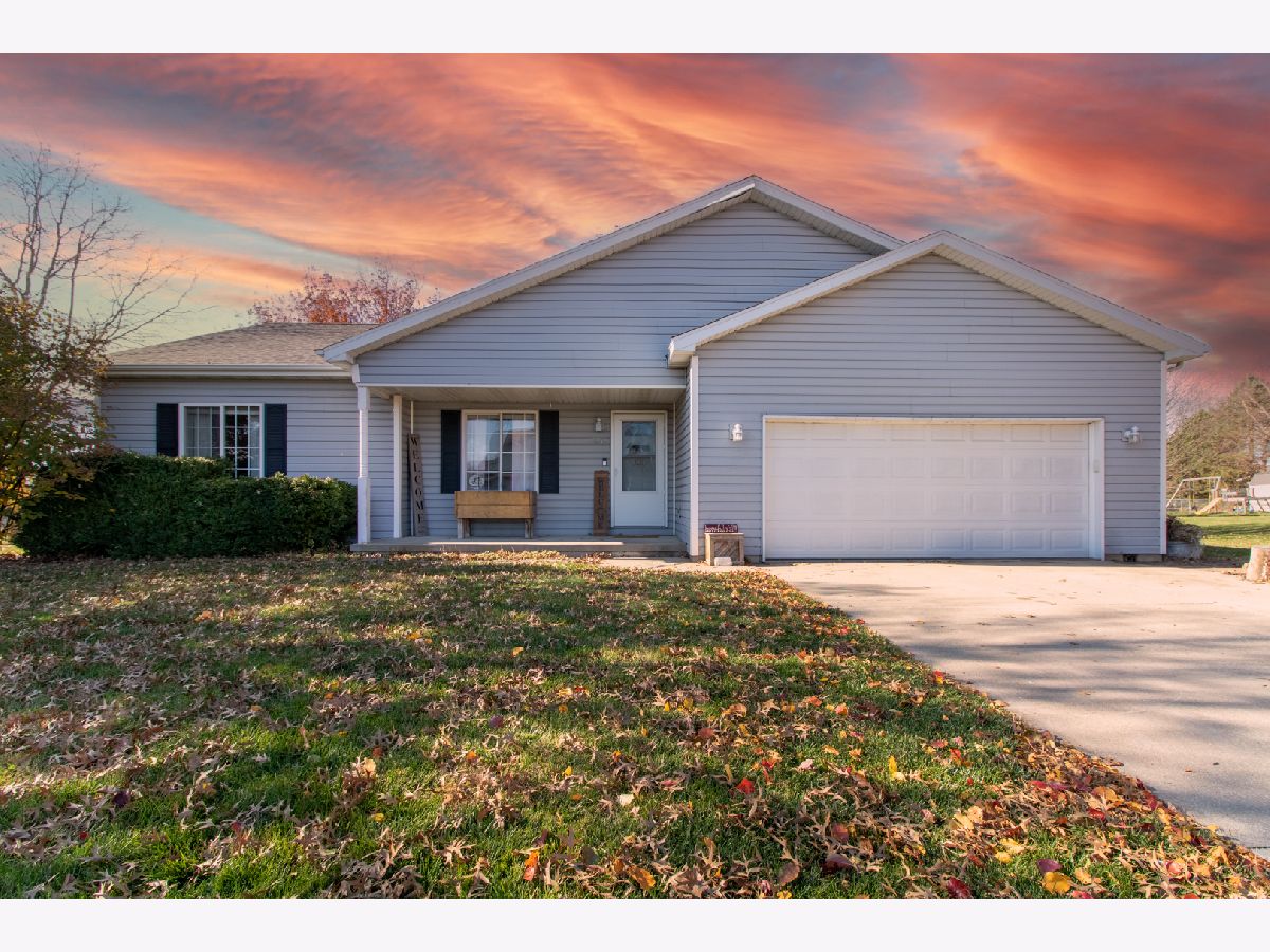 Homes & Condos & Townhomes Sold Mallard Point Downs Illinois, 116 Pintail