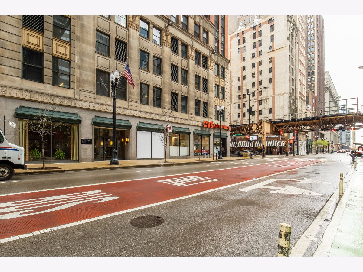 Condominiums Rented Concord At City Center Chicago Illinois, 208 Washington