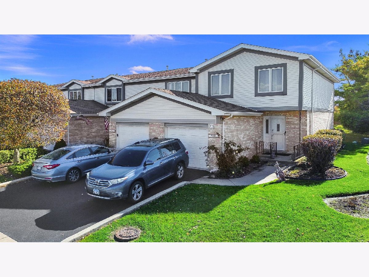 Townhomes Sold Ashford Manor Tinley Park Illinois, 7959 160th